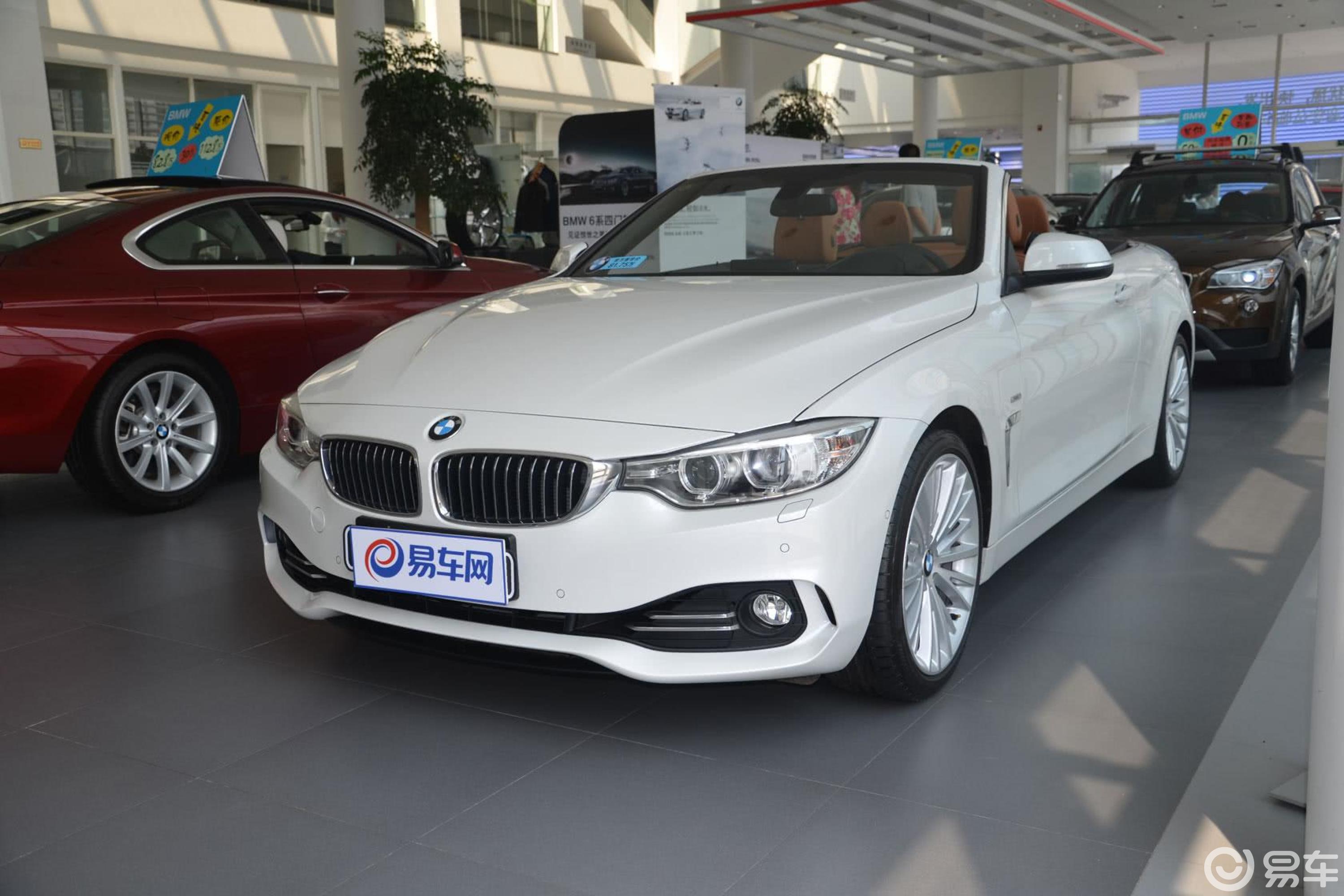 【宝马4系2014款敞篷轿跑车 435i 风尚设计套装侧前45度车头向左水平