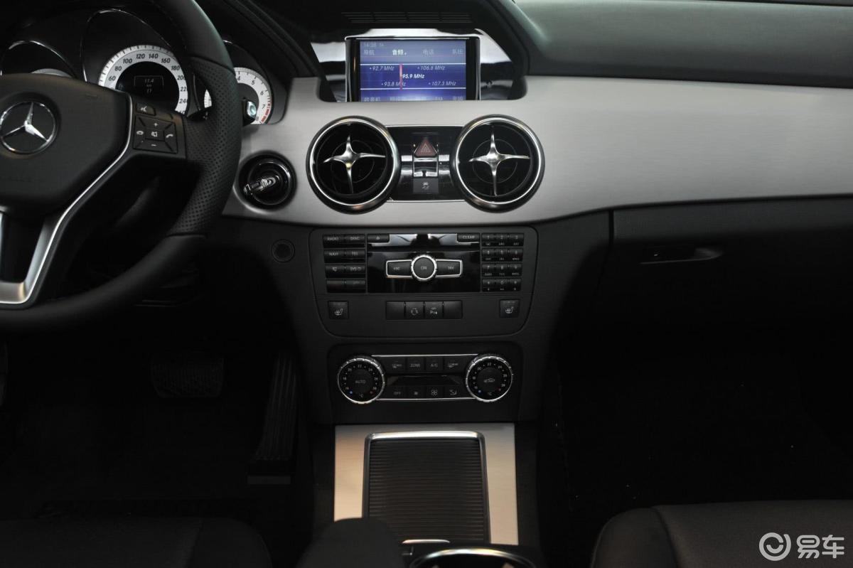 0l 自动 动感型天窗版中控台整体汽车图片-汽车图片大全】-易车