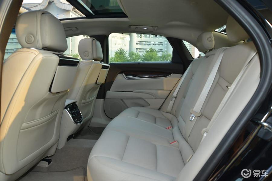 【凯迪拉克xts2014款28t 豪华型后排空间汽车图片-汽车图片大全】