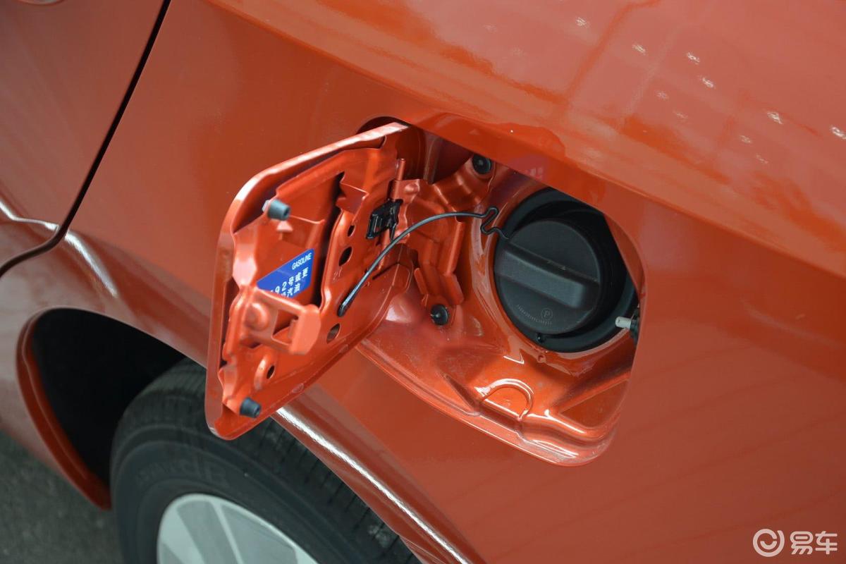 【雷凌2014款1.8gs cvt 精英版油箱盖汽车图片-汽车图片大全】-易车