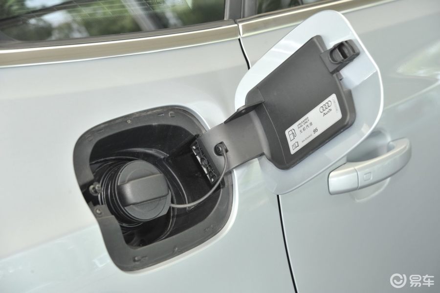 【奥迪q52013款40 tfsi hybrid油箱盖汽车图片-汽车图片大全】-易车网