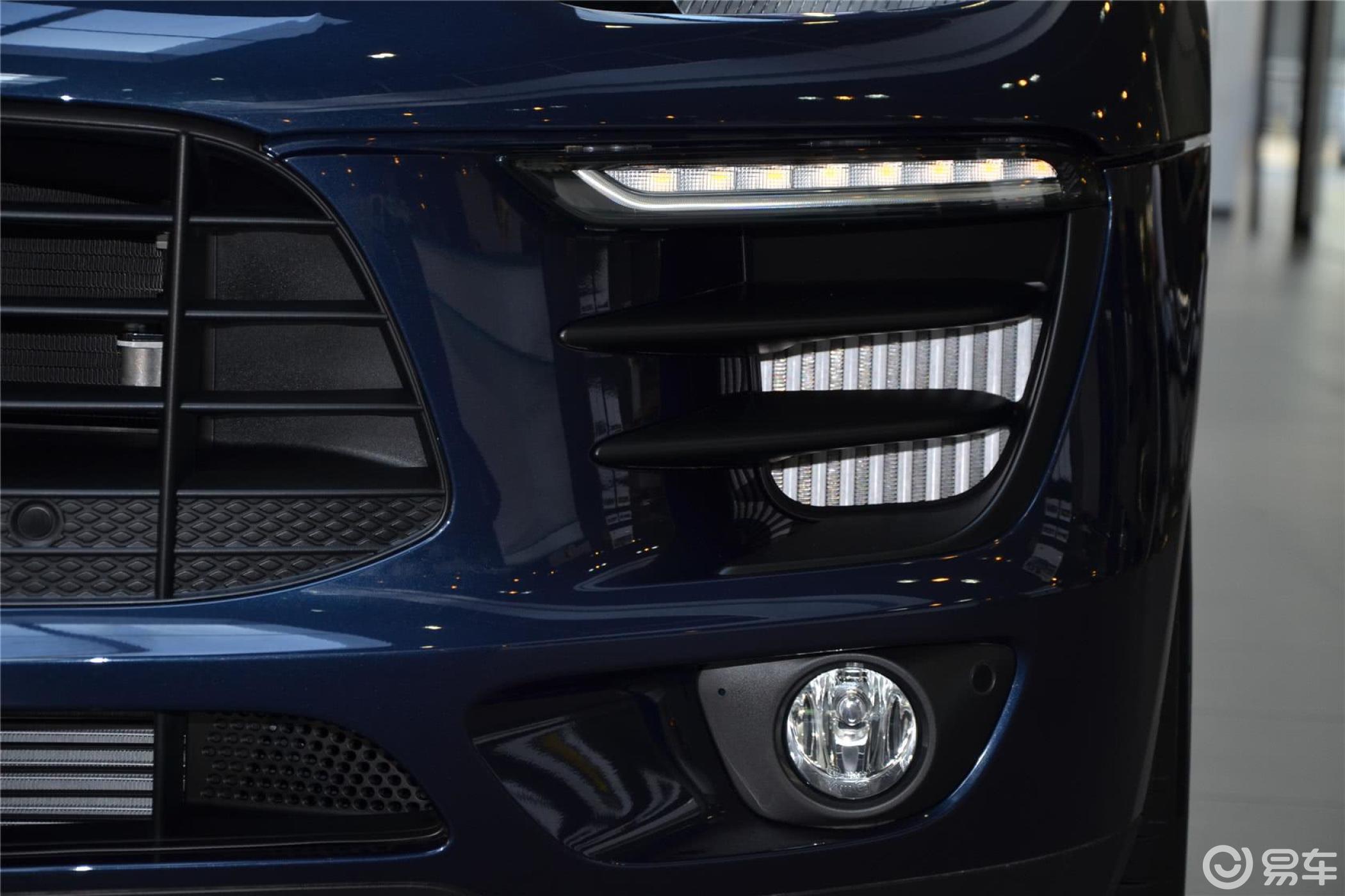 【macan2014款macan s雾灯汽车图片-汽车图片大全】-易车