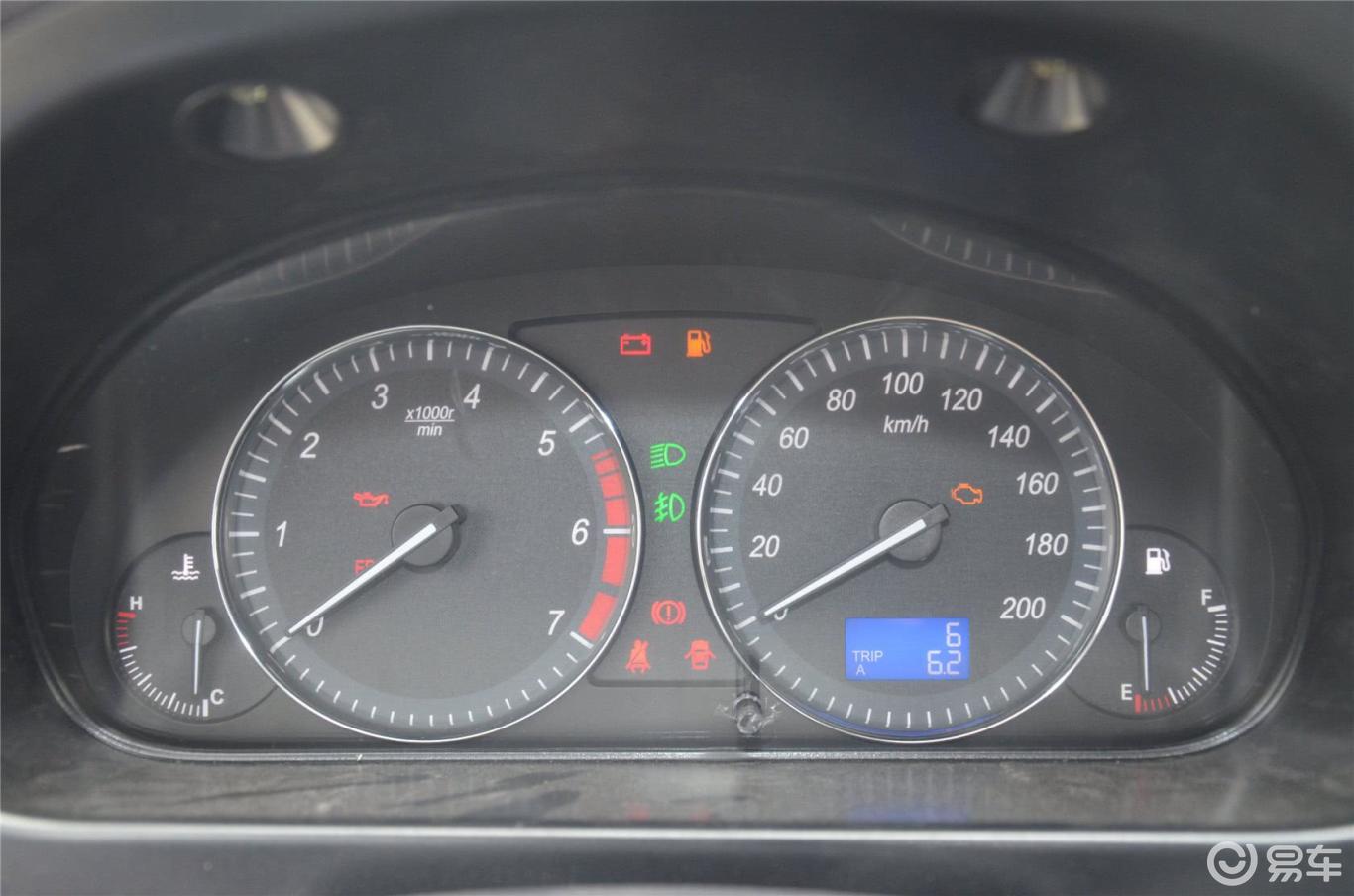 5l 手动 实力型】北汽威旺m20_1.