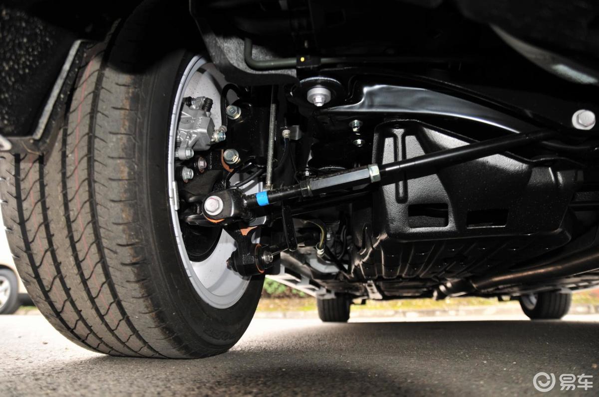 【雷克萨斯es2014款300h 舒适版后悬挂汽车图片-汽车图片大全】-易车