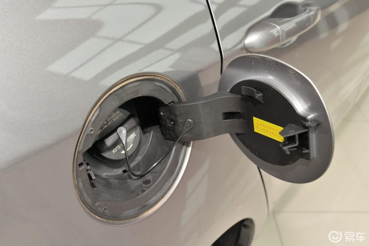 【菲翔2012款1.4t 手动 畅享版油箱盖汽车图片-汽车图片大全】-易车