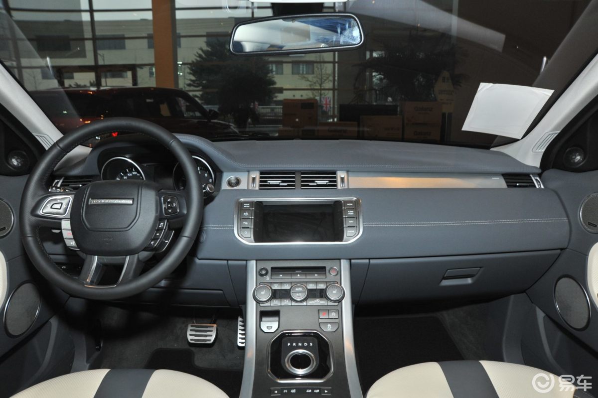 0t 5门耀动版中控台驾驶员方向汽车图片-汽车图片大全】-易车网