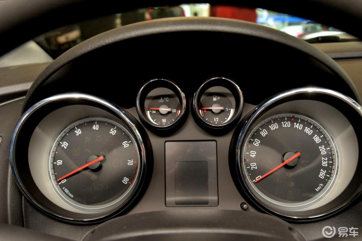 【英朗2013款gt 1.