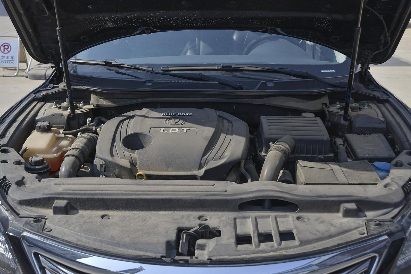 睿骋1.8t 自动 尊贵周年型 国iv发动机