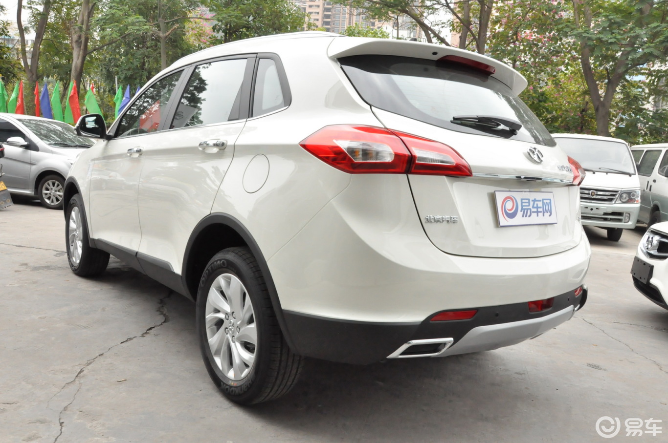 0t 自动豪华型】北汽绅宝x65_2.0t 自动豪华型图片-网通社汽车