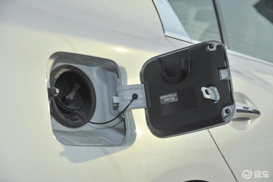 【英菲尼迪q502014款hybrid 豪华运动版油箱盖汽车图片-汽车图片大全