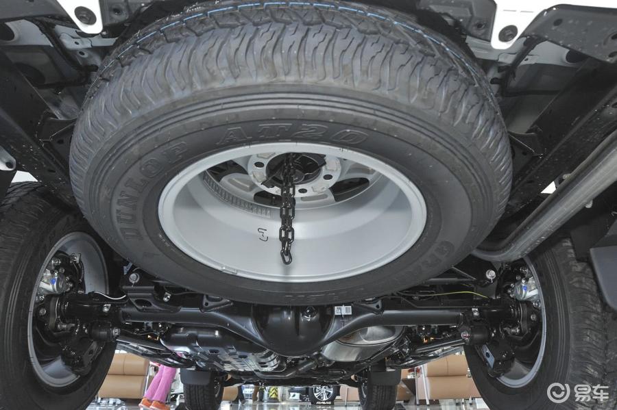 0l v6 tx备胎汽车图片-汽车图片大全】-易车网