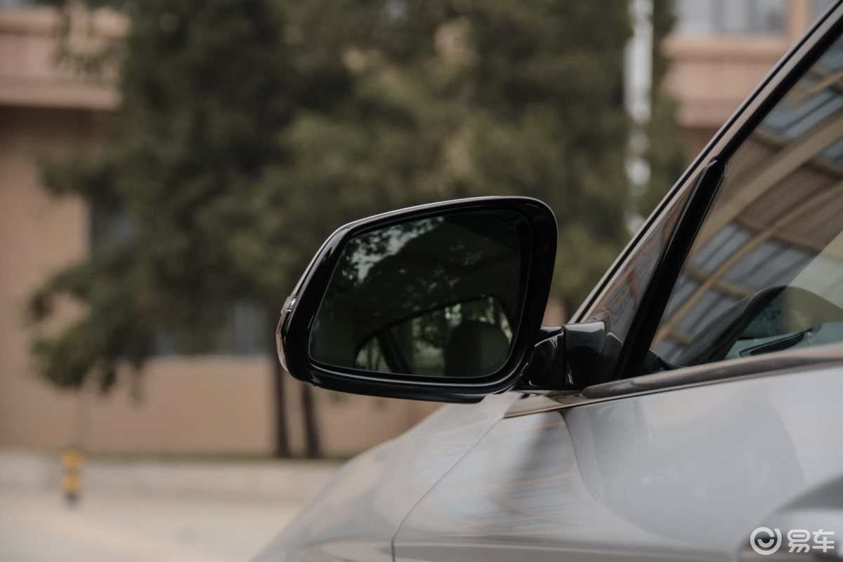 【宝马5系2015款530le后视镜镜面(后)汽车图片-汽车图片大全】-易车