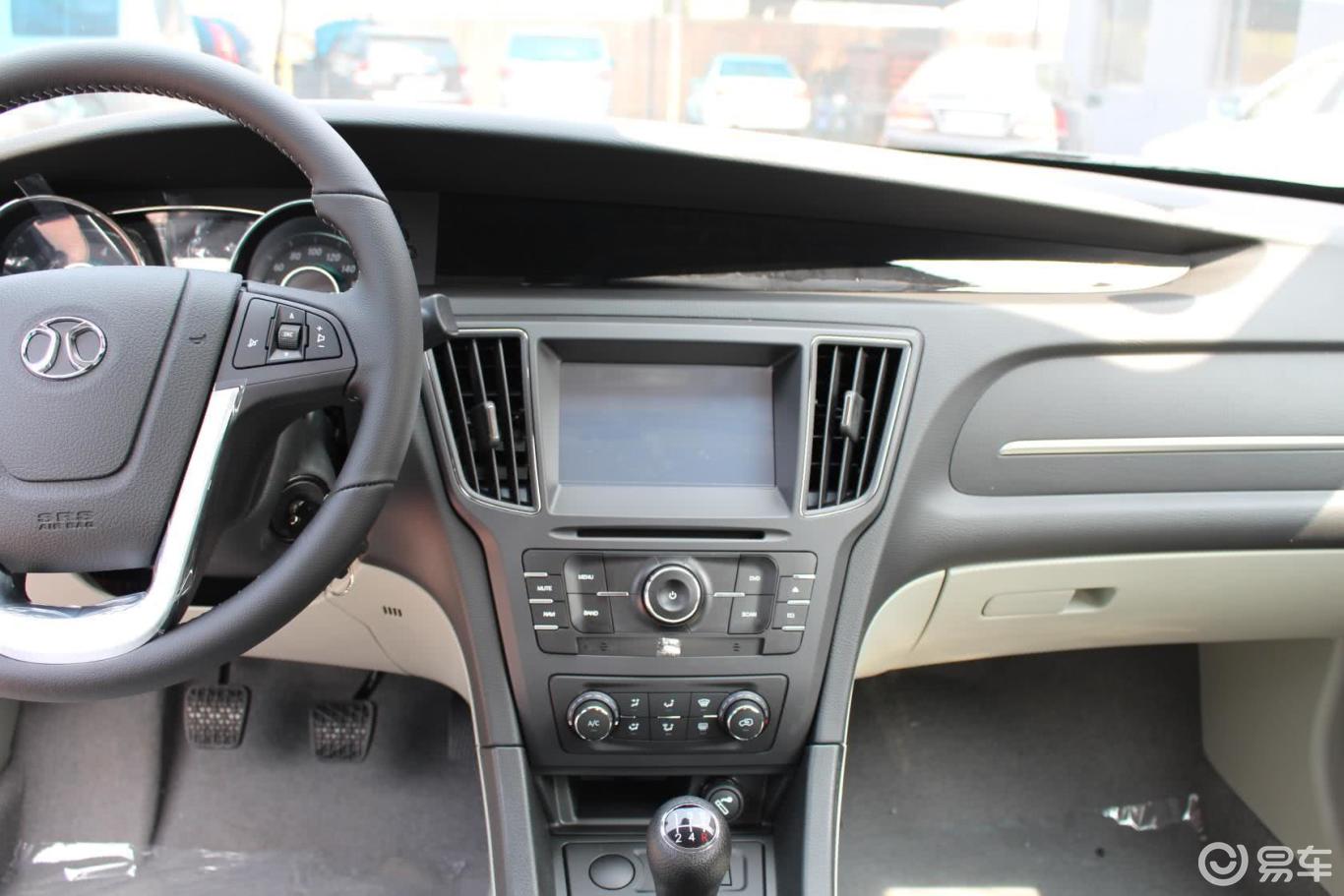 中控台正面