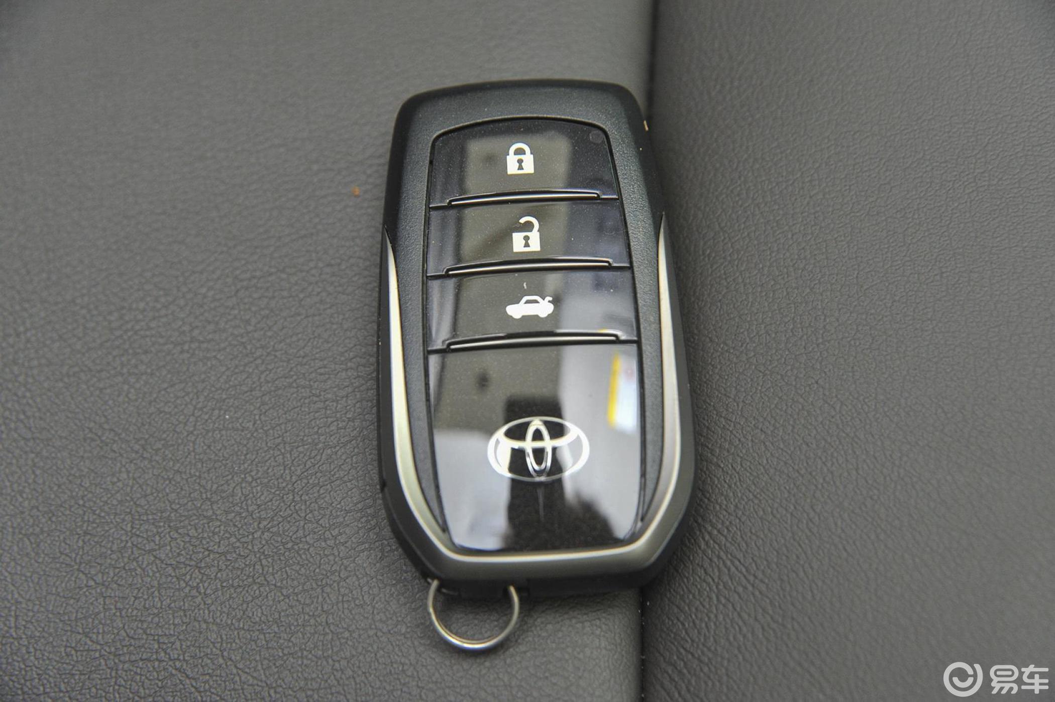 【锐志2013款2.5v 尊锐版钥匙汽车图片-汽车图片大全】-易车