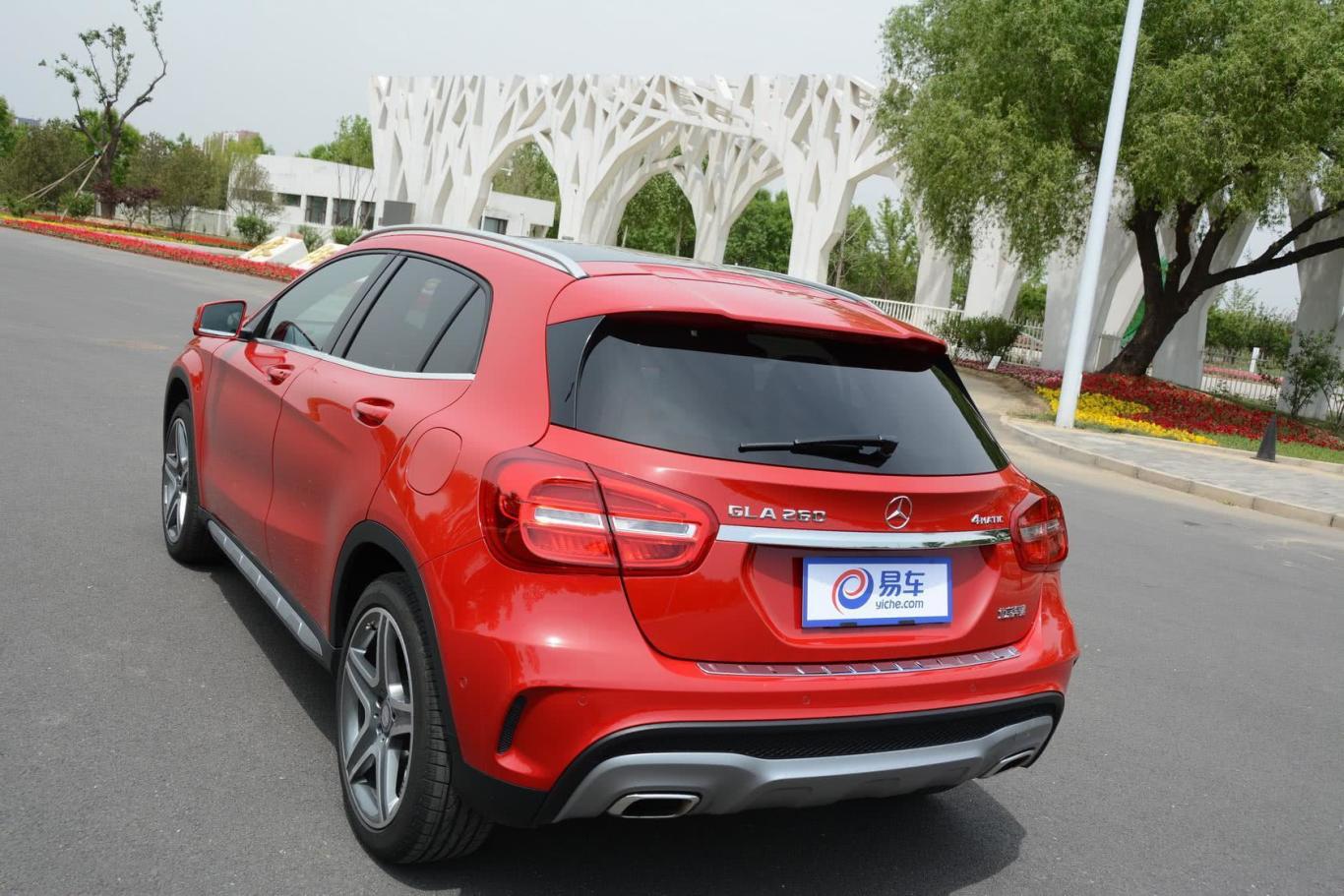 奔驰gla260 4matic 运动型外观