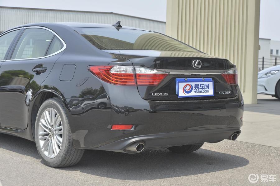 【雷克萨斯es2014款250 豪华版车尾局部汽车图片-汽车图片大全】-易车