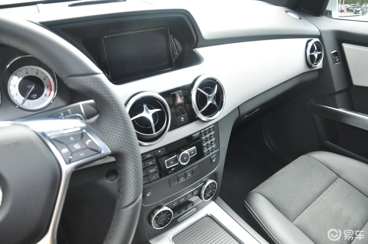 【奔驰glk级2015款glk 300 3.