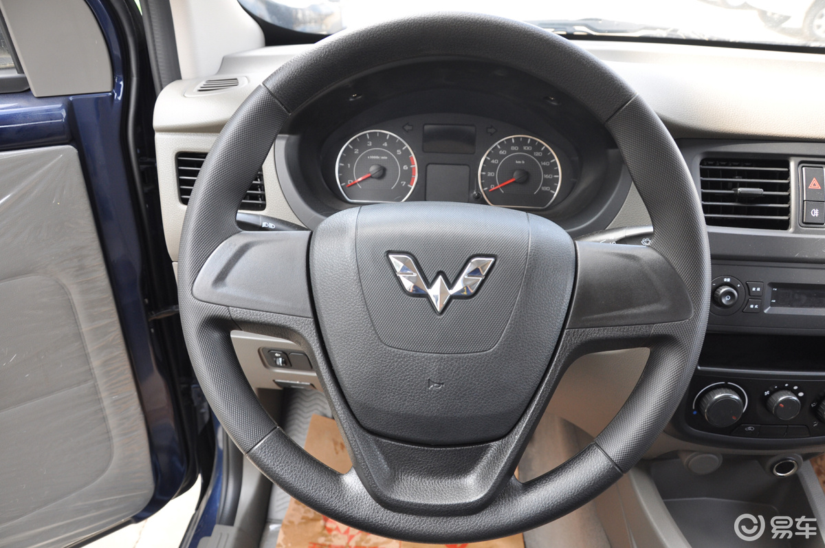 5l 实用型】五菱荣光v_1.5l 实用型图片-网通社汽车