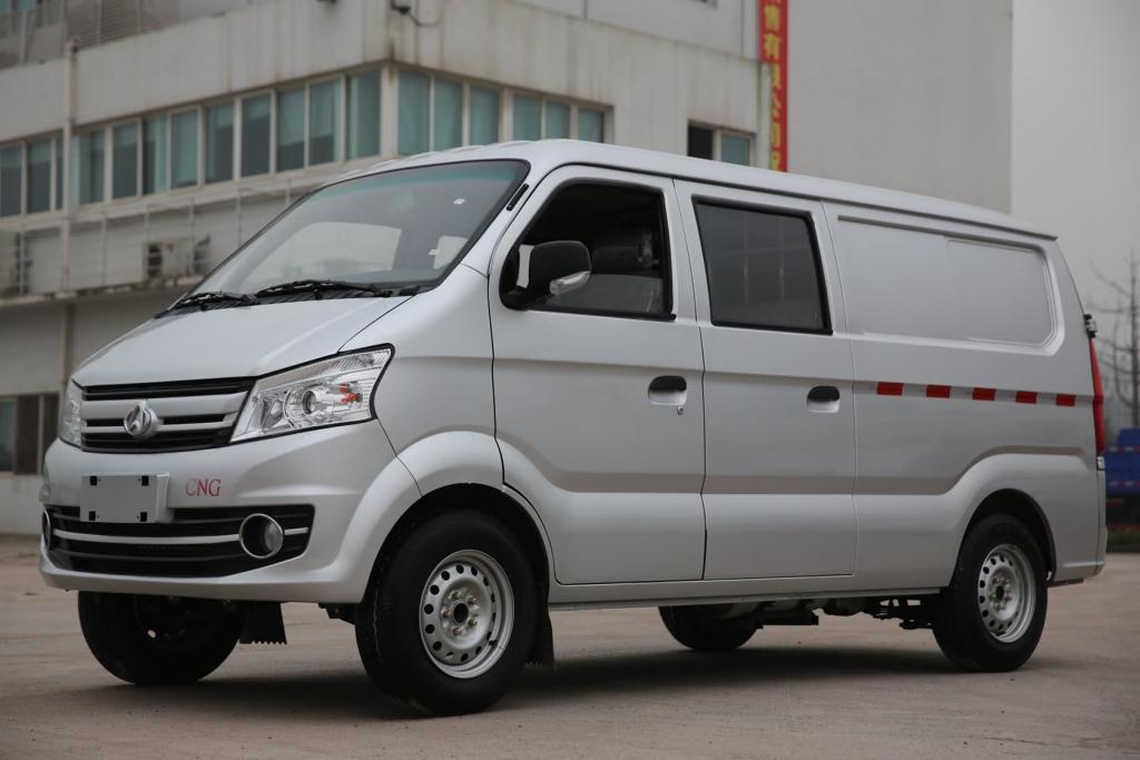 长安跨越v5厢式车社区