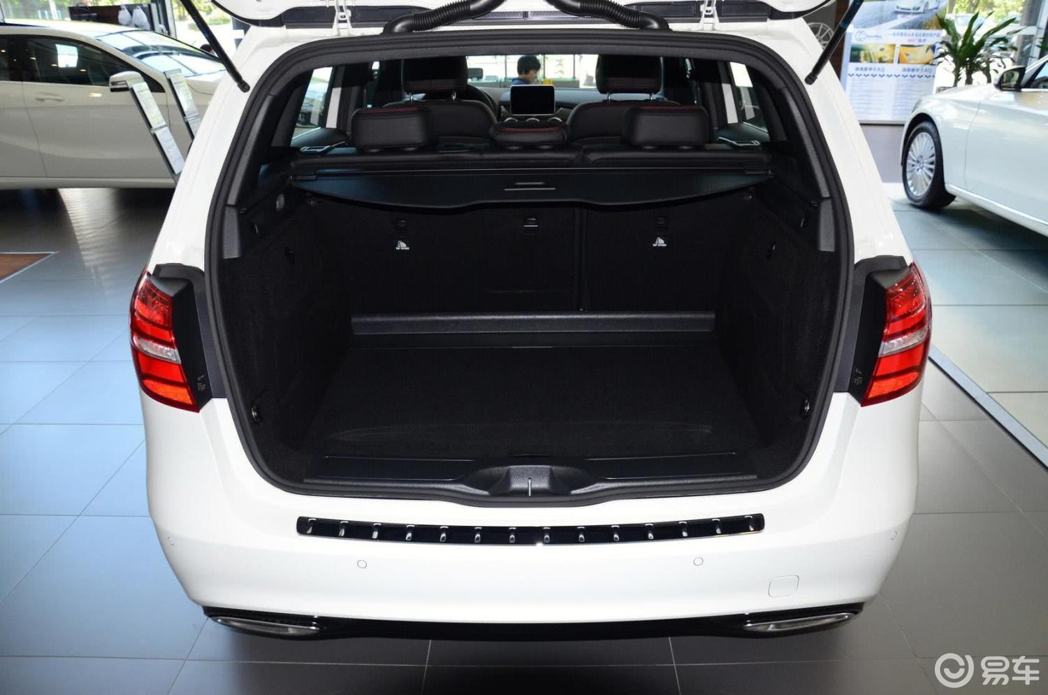 【奔驰b级2015款b 260 运动版行李箱空间汽车图片-汽车图片大全】