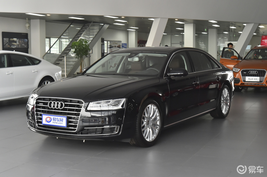 【奥迪a8l2014款50 tfsi quattro 豪华型侧前45度车头向左水平汽车