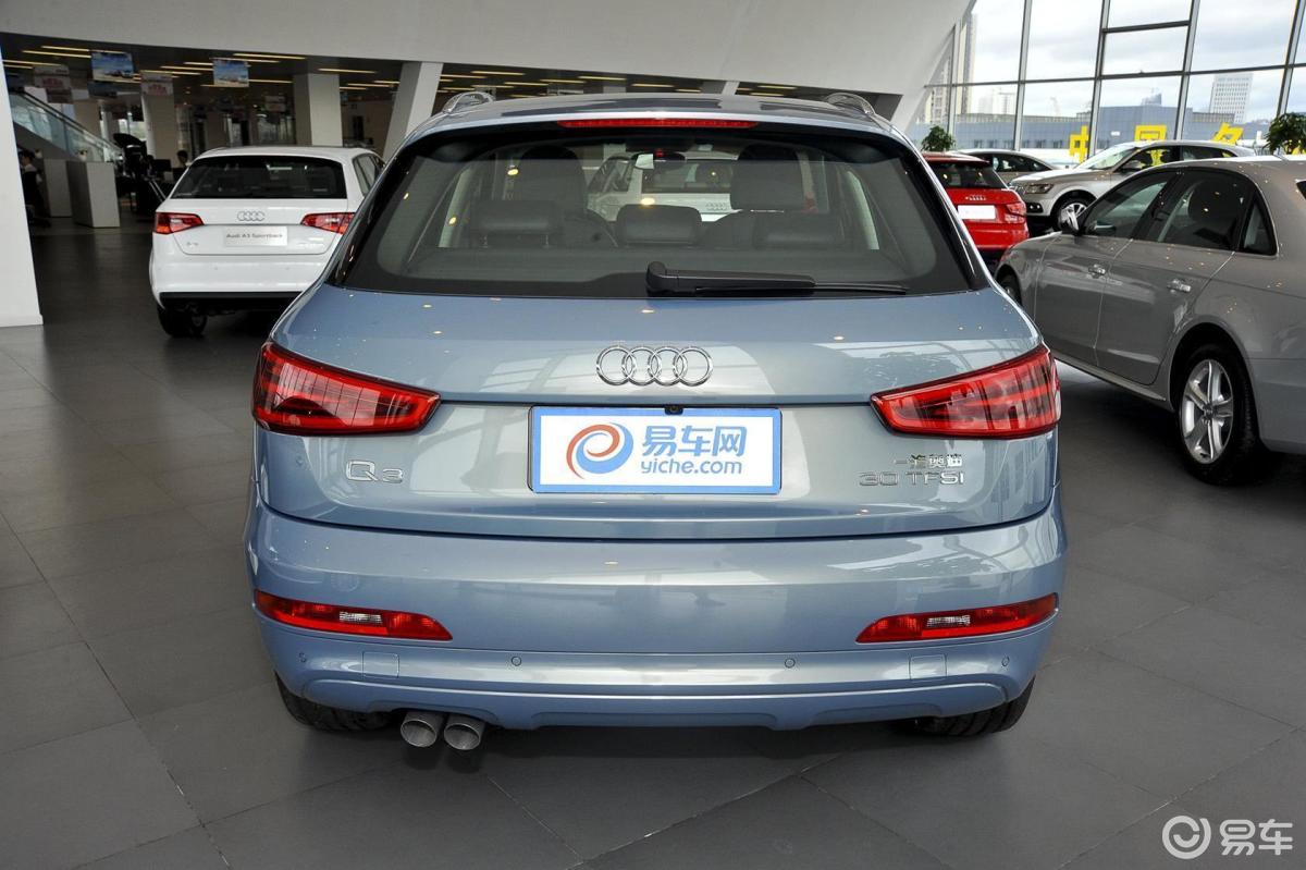 【奥迪q32015款30 tfsi 舒适型正后水平汽车图片-汽车图片大全】-易车