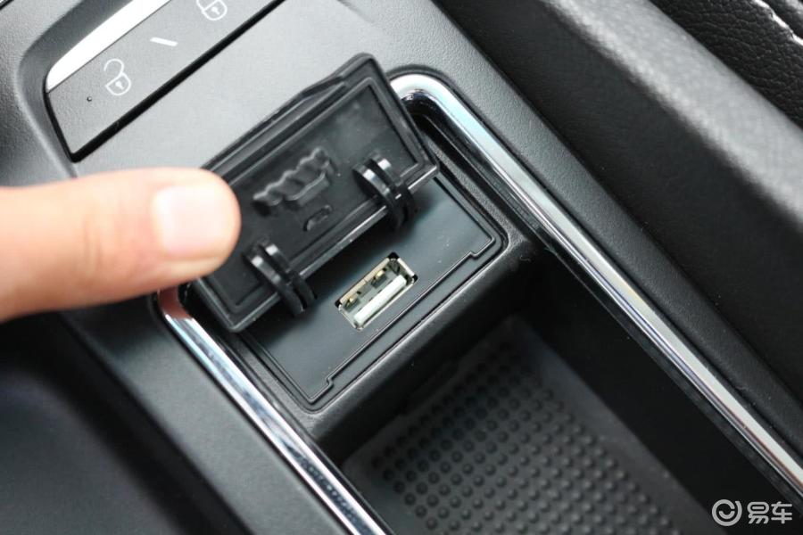 吉利帝豪rs 帝豪rs 内饰-冰晶白图