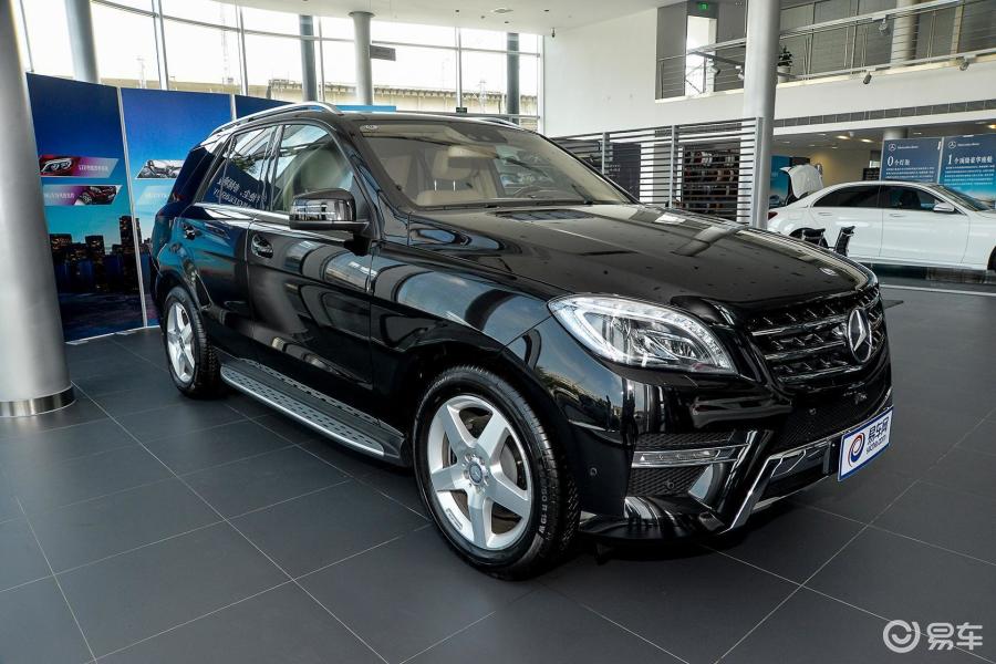 【奔驰m级2014款ml400 4matic 豪华型侧前45度车头向右水平汽车图片