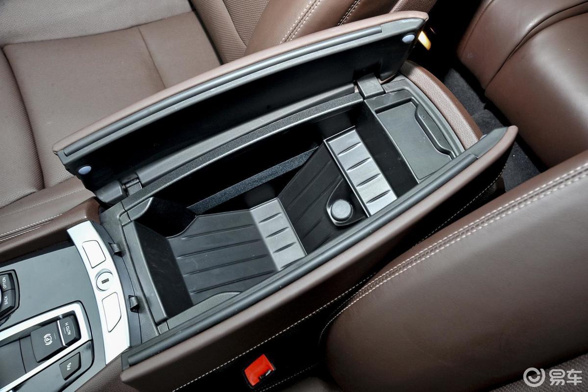 【宝马5系gt2014款528i 豪华型前排中央扶手箱空间汽车图片-汽车图片