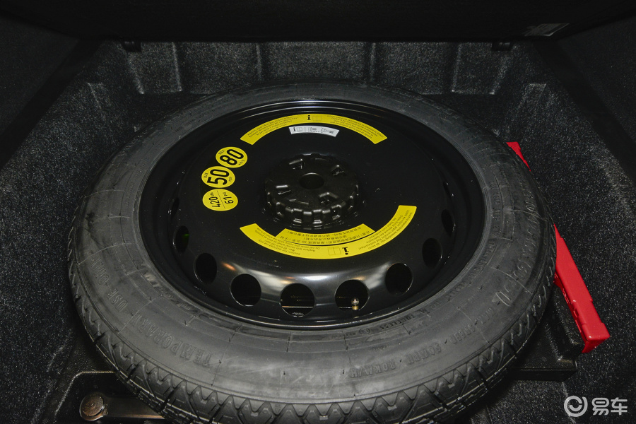 【奔驰gle级2015款gle 400 4matic备胎汽车图片-汽车图片大全】-易车