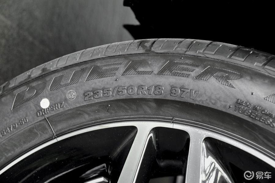 【奔驰gla2015款200 时尚型轮胎规格汽车图片-汽车图片大全】-易车