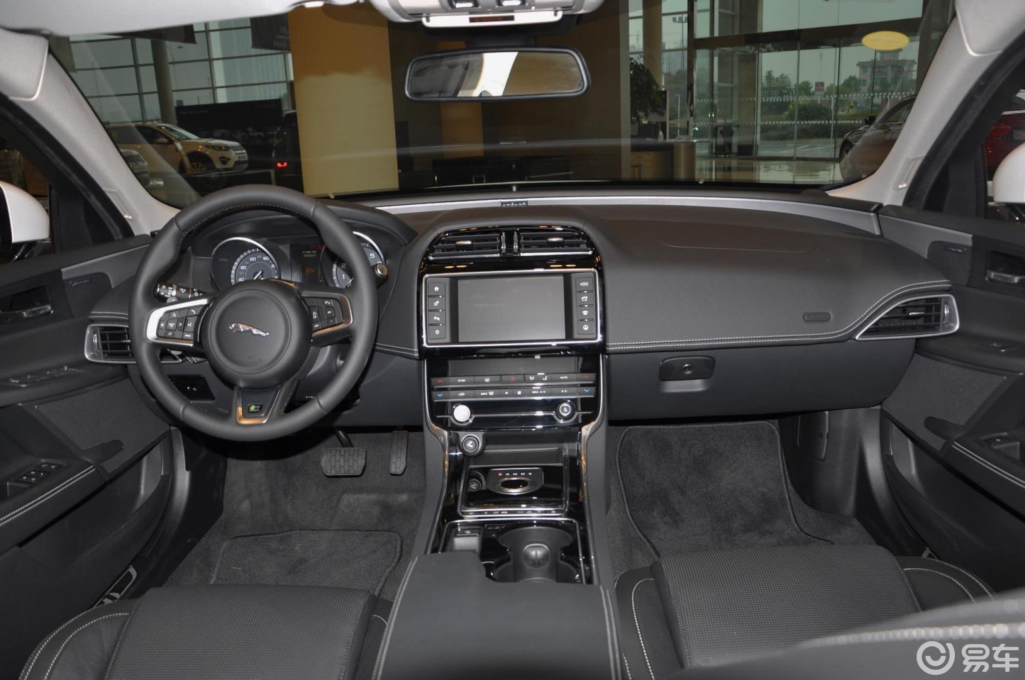 【捷豹xe2015款2.