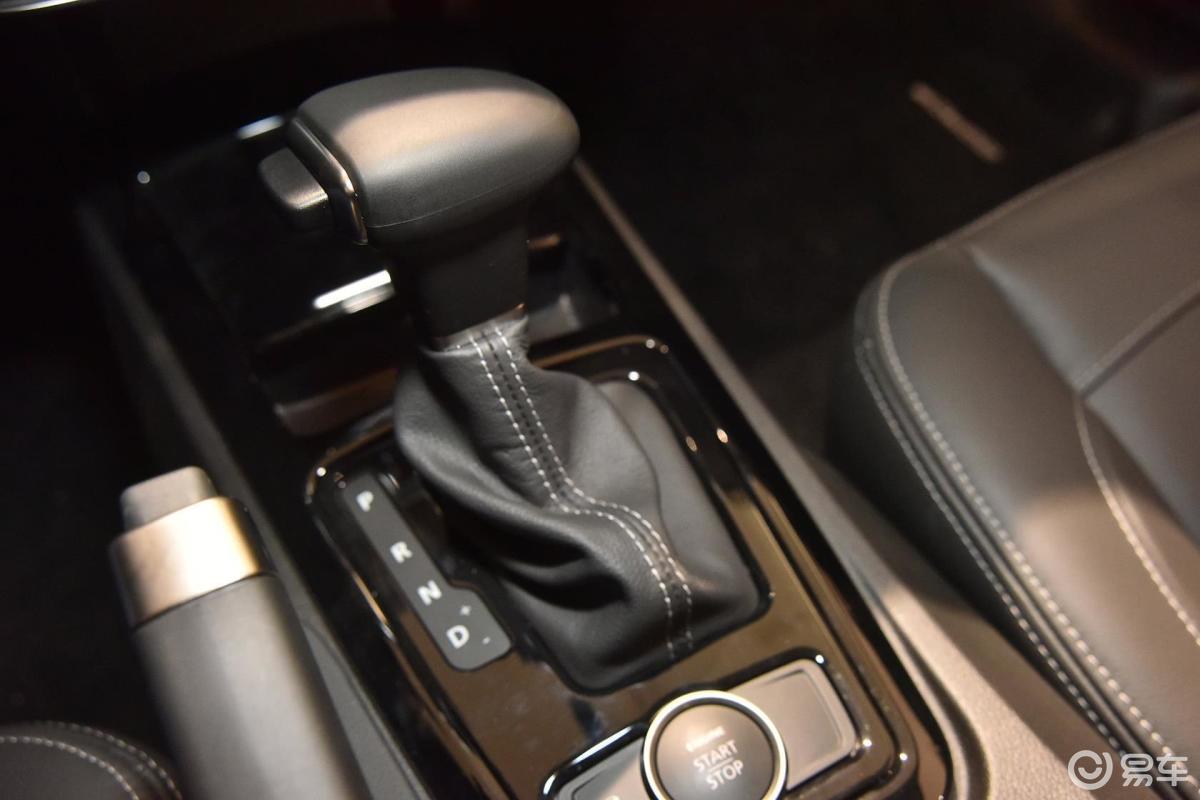 【观致32016款三厢 1.