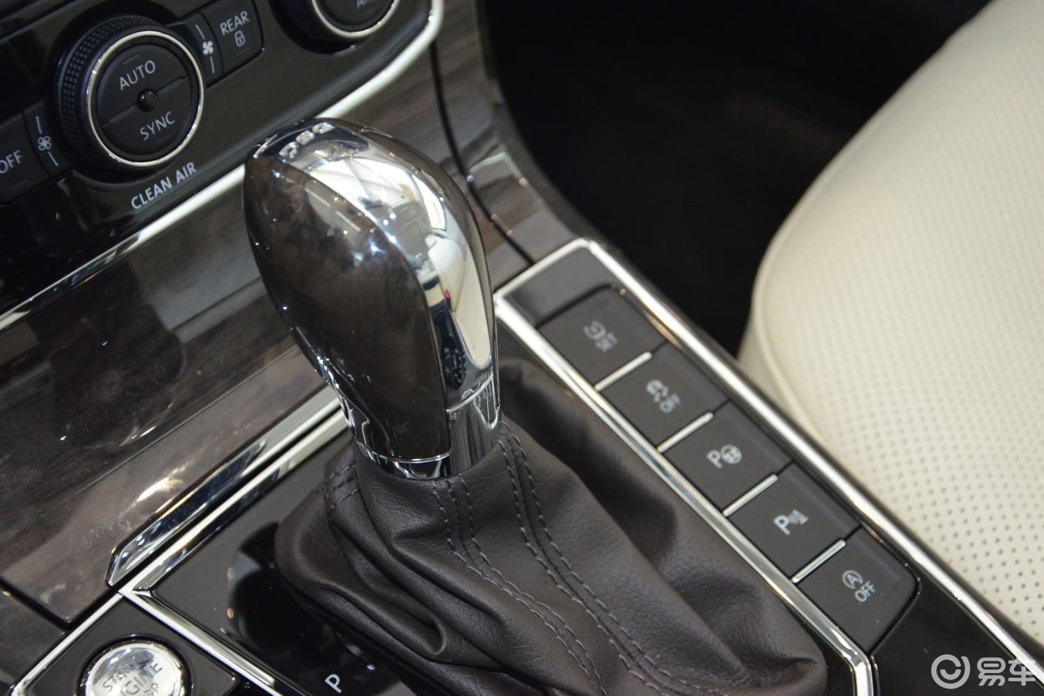 上汽大众  帕萨特  2016款  2020款  2019款  2017款  2016款  2015款