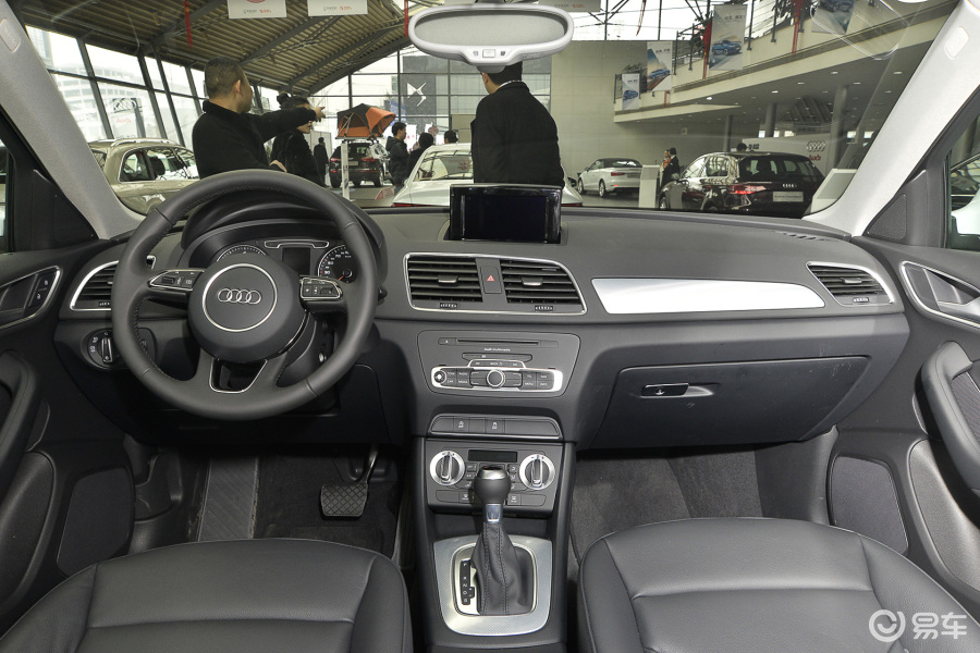 【2016款奥迪q330 tfsi 典藏版 舒享型图片_汽车图片】-易车网