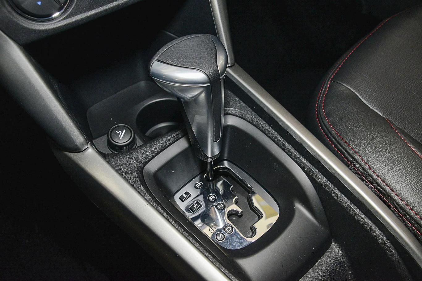 xr1.6l 自动先锋型换挡杆