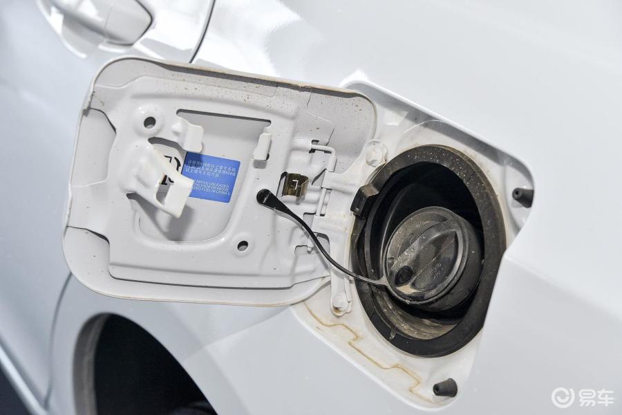 5l 手动 精英型油箱盖汽车图片-汽车图片大全】-易车网