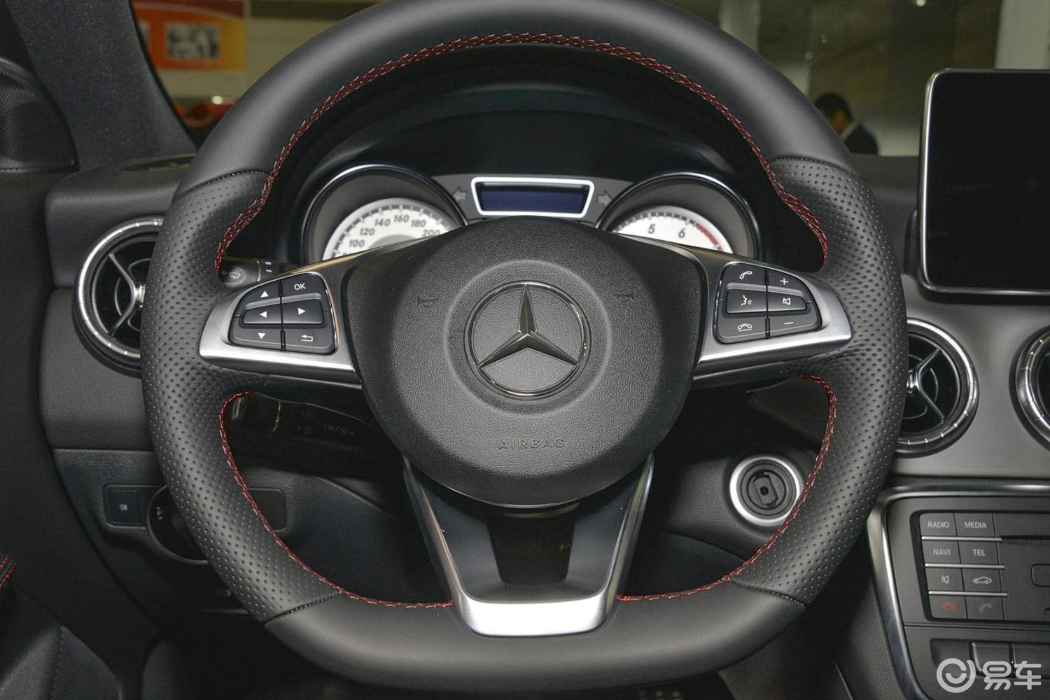 【奔驰cla级2016款cla 220 4matic方向盘汽车图片-汽车图片大全】
