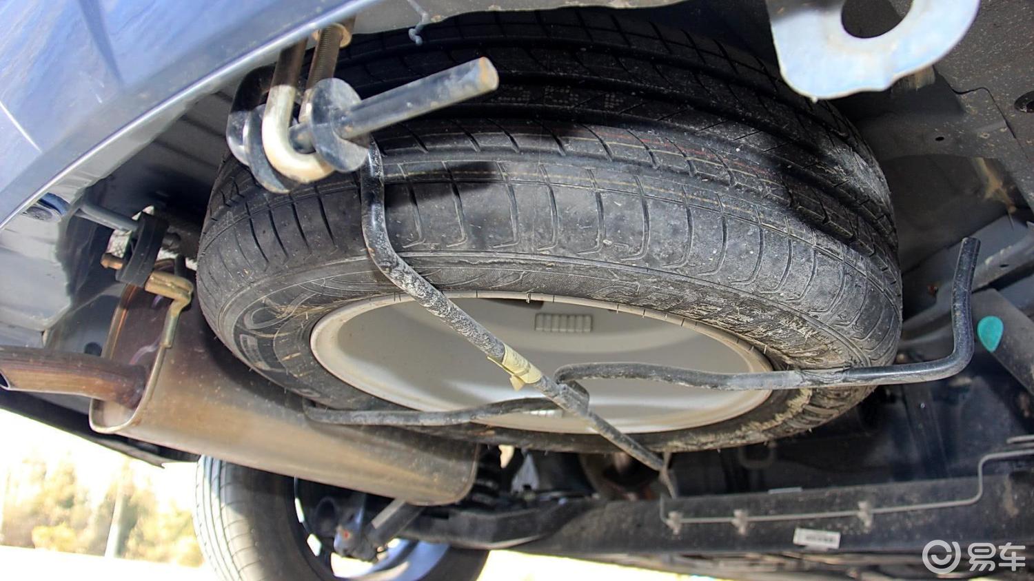 6l cvt 尊贵版备胎汽车图片-汽车图片大全】-易车