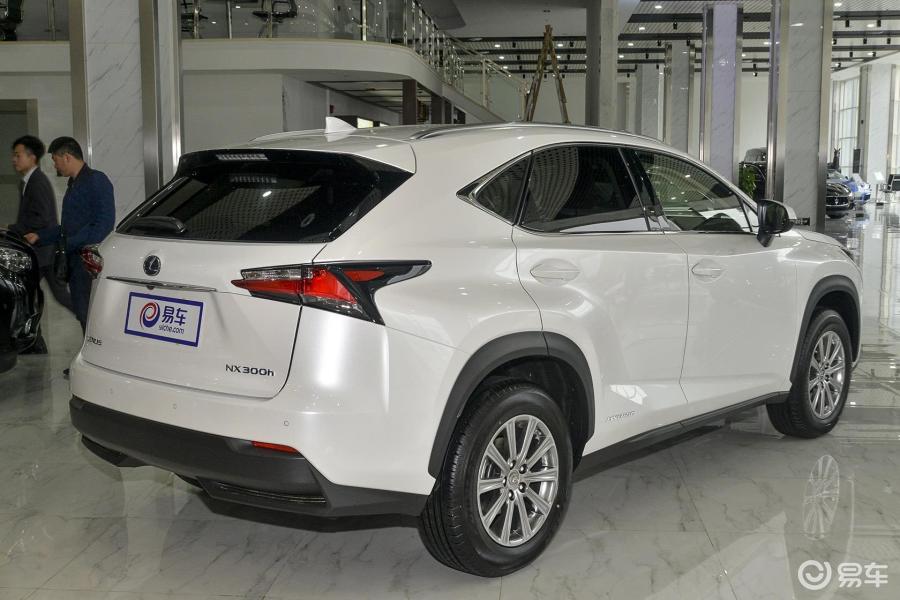 【雷克萨斯nx2015款300h 锋尚版侧后45度车头向右水平汽车图片-汽车