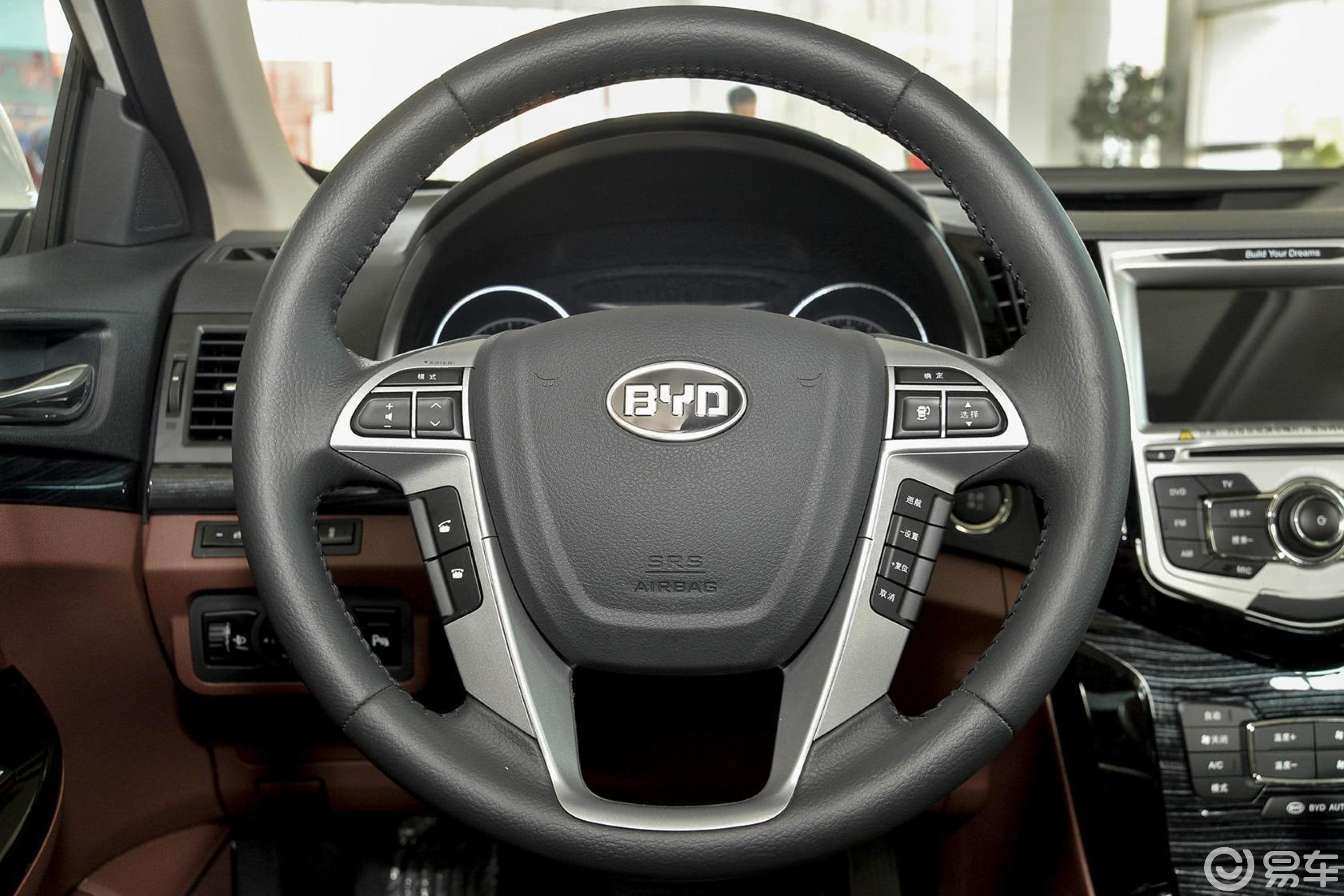 5l 手自一体 豪华版方向盘汽车图片-汽车图片大全】-易车