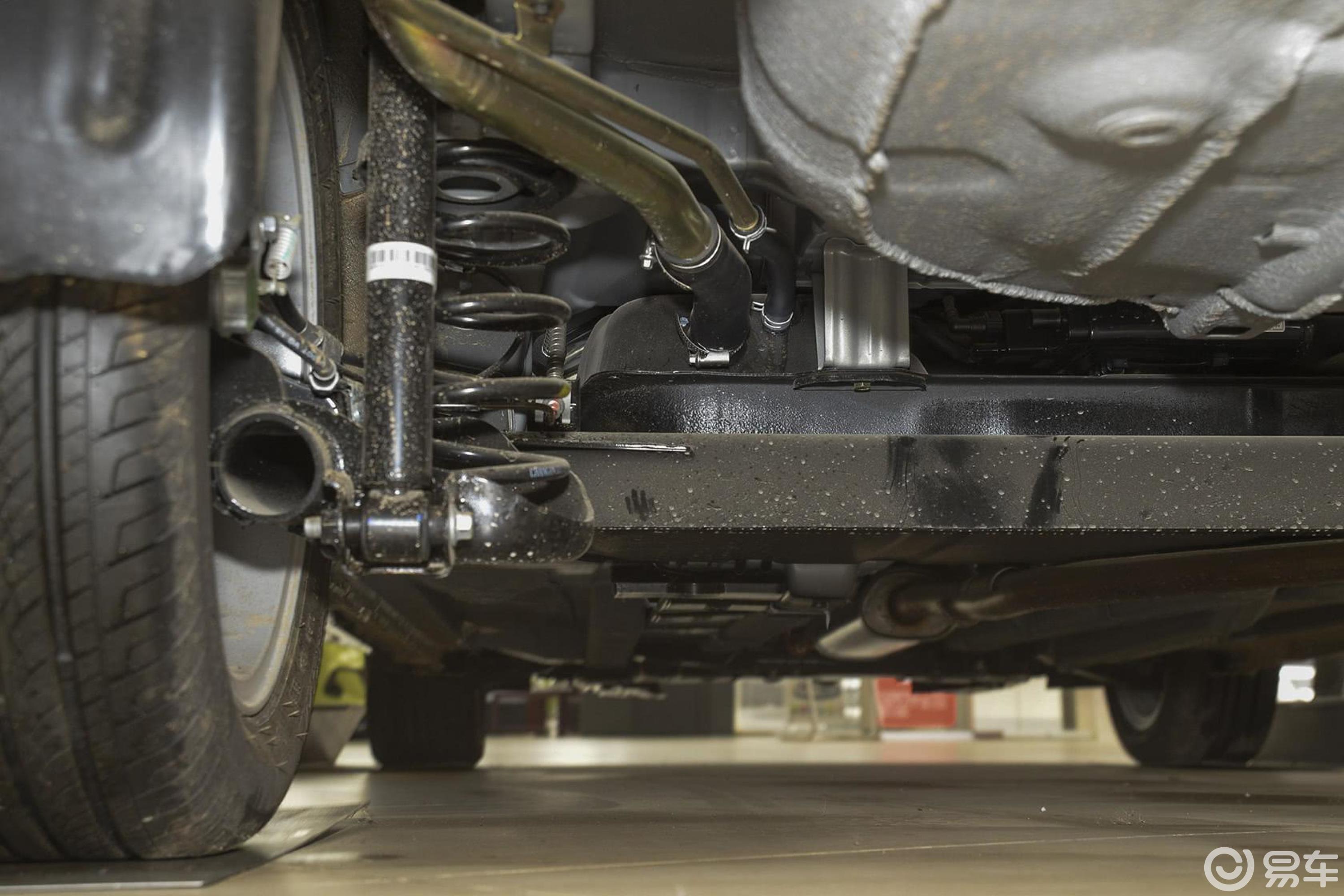 【悦翔v72015款1.