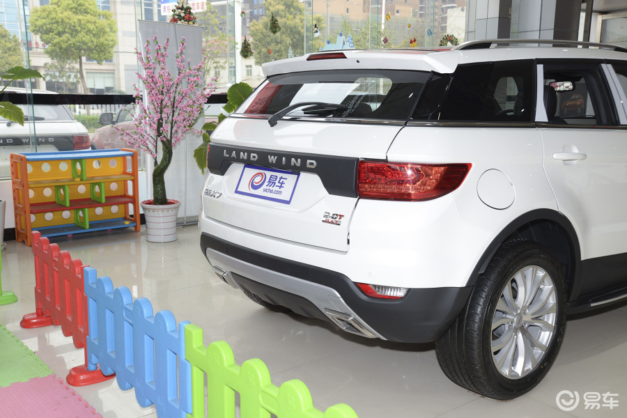【陆风x72015款2.0t 自动 全景尊贵版汽车图片-汽车图片大全】-易车网