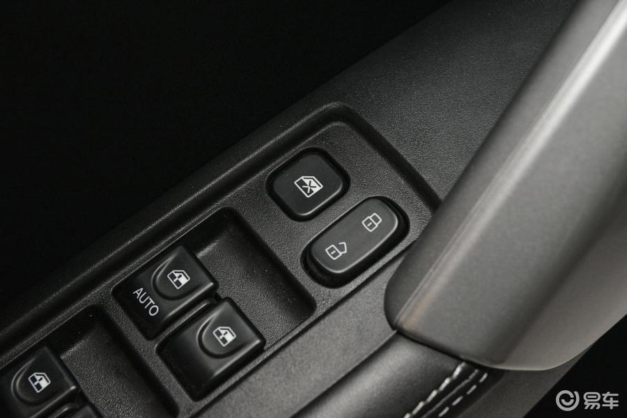 【瑞风s22015款1.5l cvt 豪华型内饰汽车图片-汽车图片大全】-易车网