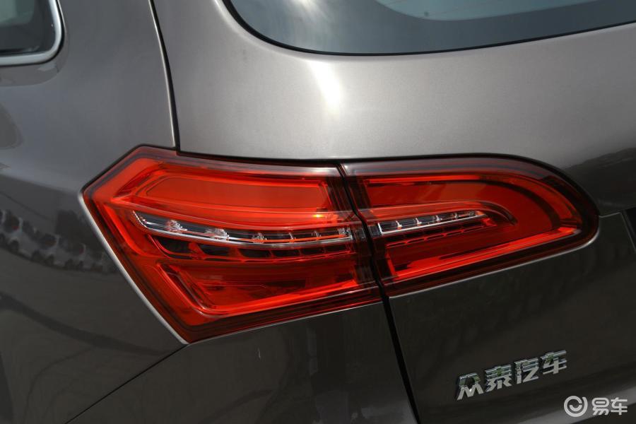 0t 手动 尊贵版尾灯侧45度俯拍汽车图片-汽车图片大全】-易车网
