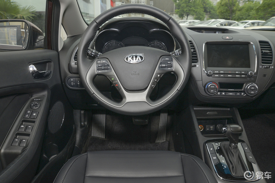 【起亚k32016款1.