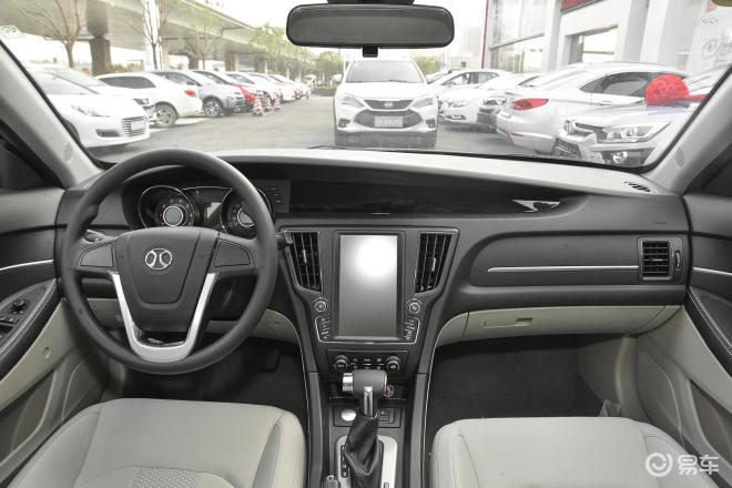 2016款绅宝d50车款