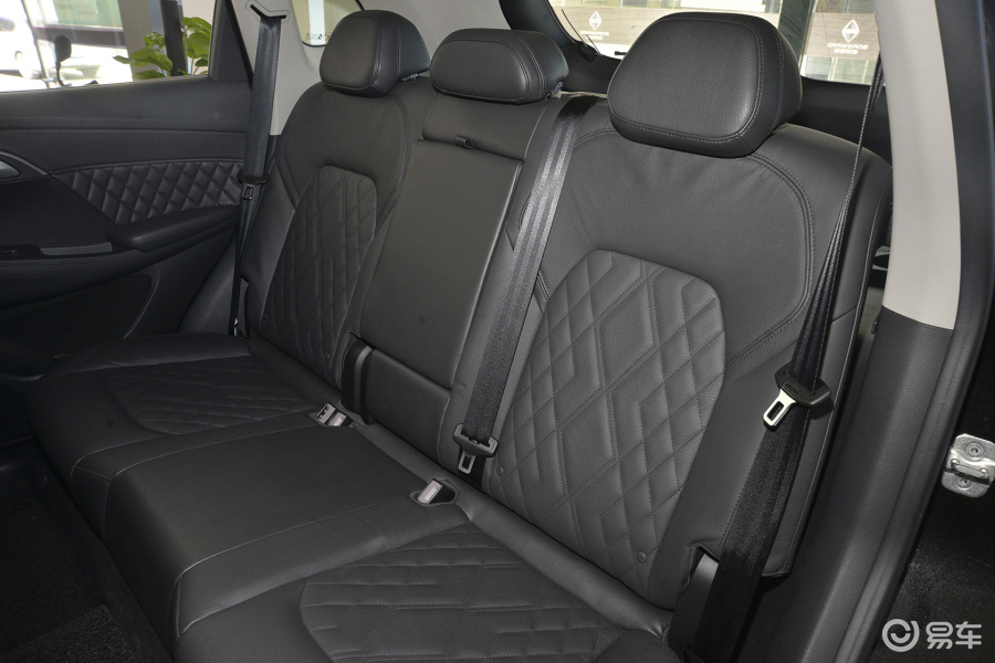 【宝沃bx72016款28t 四驱 旗舰版 5座后排座椅汽车图片-汽车图片大全
