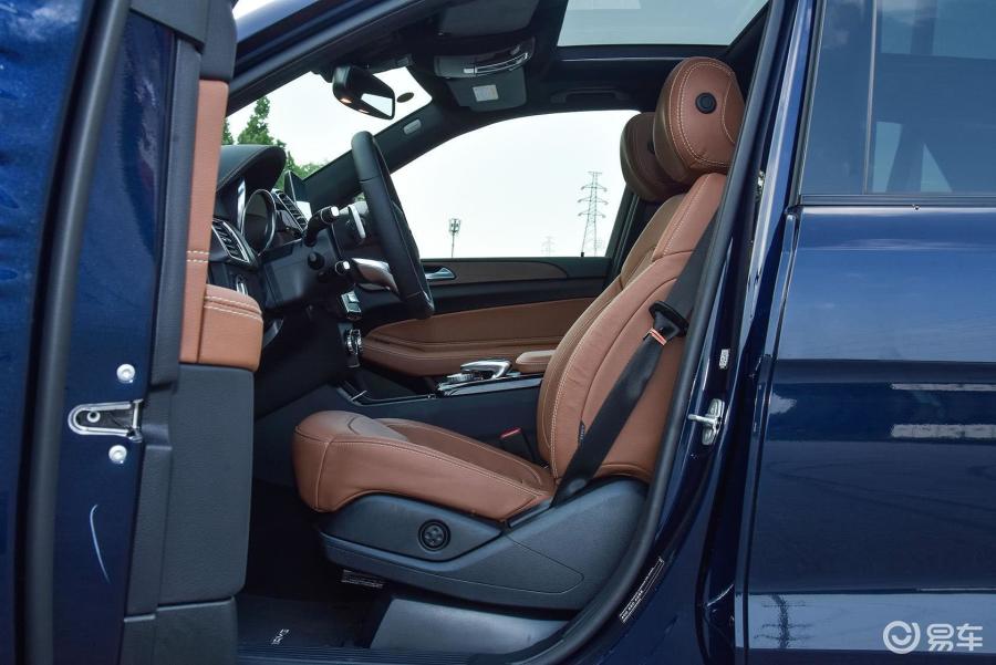 【奔驰gle2016款gle 450 amg 4matic前排空间汽车图片-汽车图片大全】