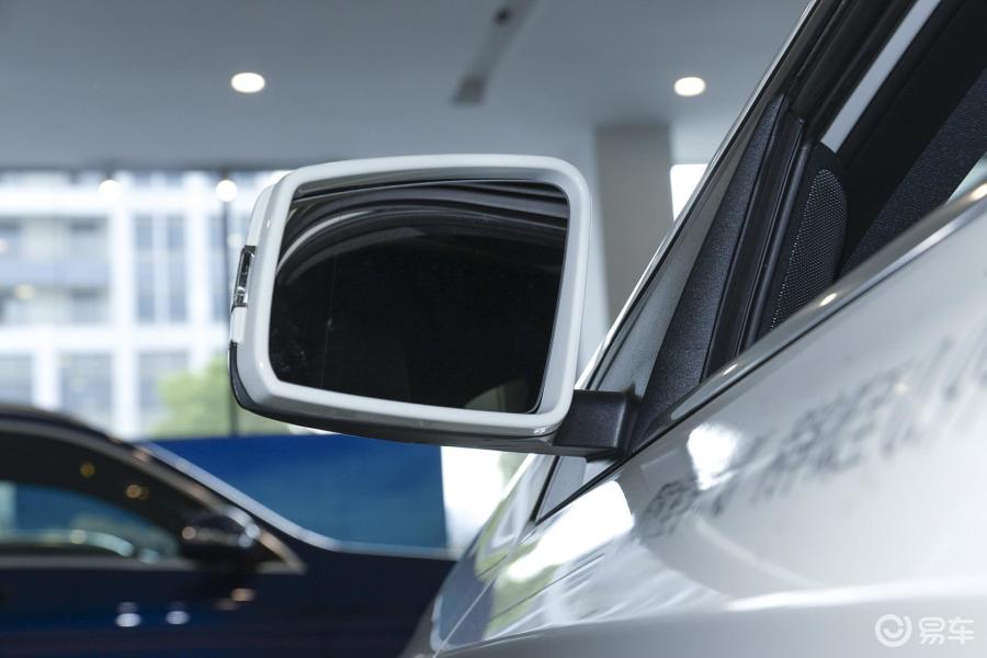 【奔驰a级2016款a 200 动感型后视镜镜面(后)汽车图片-汽车图片大全】